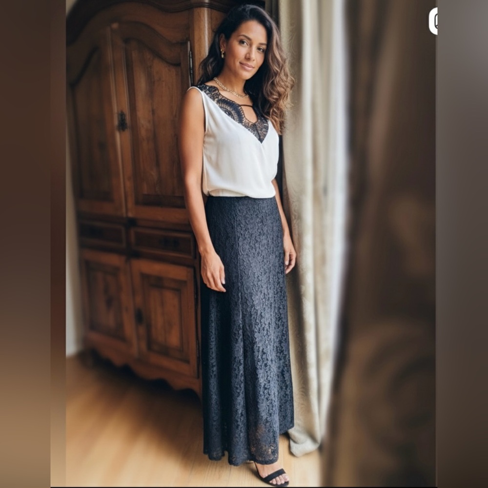 Skirt Maxi / Black Lace - Picture 3 of 10